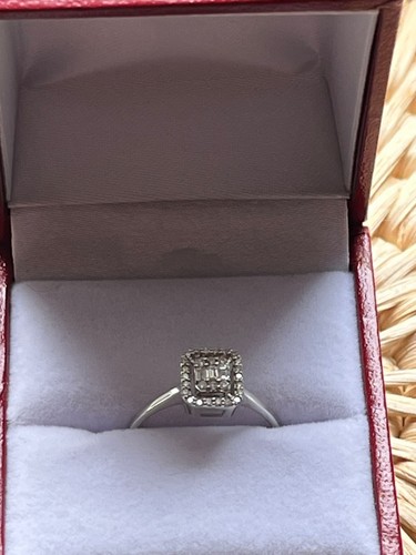 18ct white gold - white,