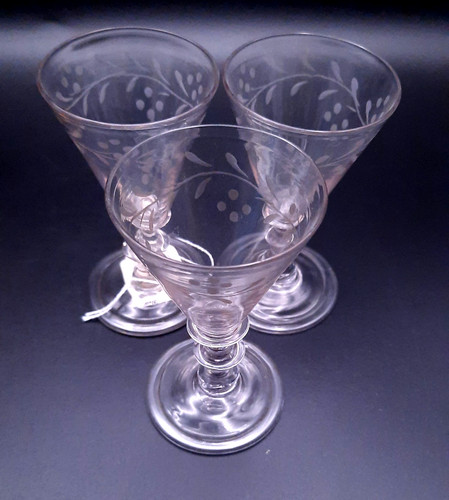 Antique georgian wine - /, /