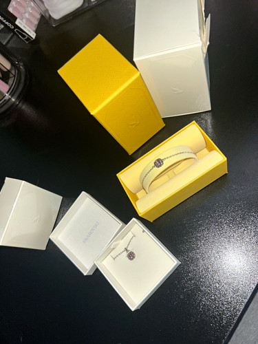 Swarovski jewellery set - jewellery,