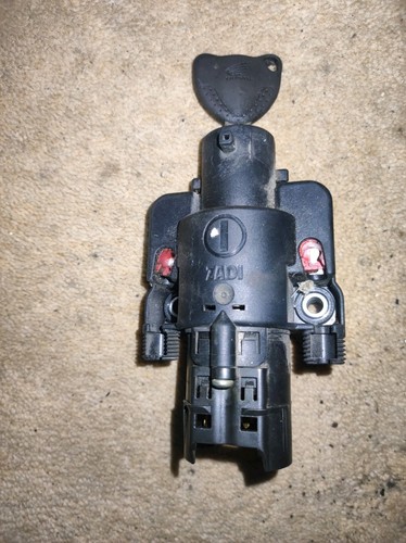 Honda fes swing wing 125 - honda,