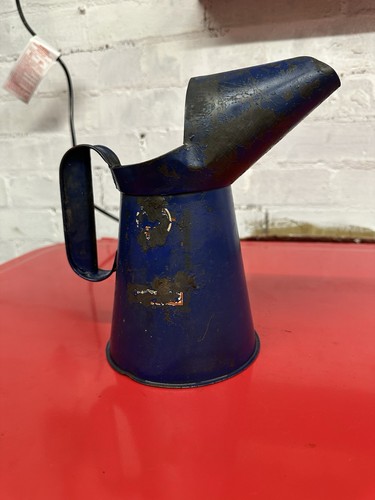 Quart motor oil pourer jug - oil,