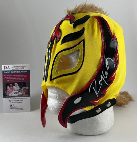 Wwe rey mysterio signed - mysterio,