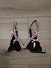 BNWT Vintage Ann Summers City Slicker Black & Pink Peephole Bra Size Large