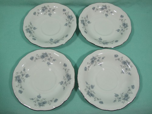 Vtg set saucers - set, 4