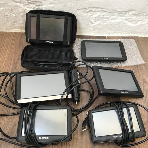 Bundle portable gps sat - of,