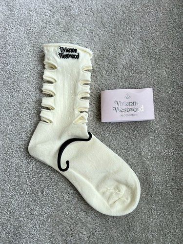 Vivienne westwood ivory cut - vivienne,
