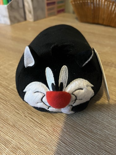 Cartoon heroes looney tunes - looney,