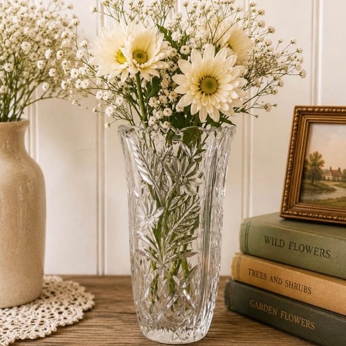 Vintage cut crystal flower - cut,