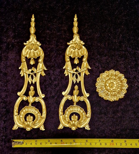 Pair decorative moulding - decorative, onlay