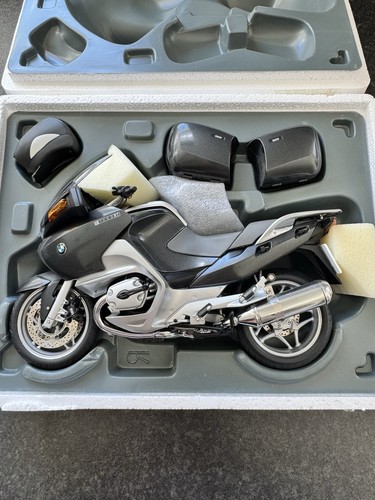 Bmw r1200rt scale - 1:10,