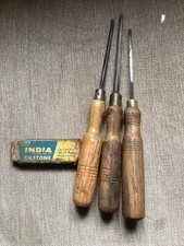 JOB LOT OF WOOD CHISELS