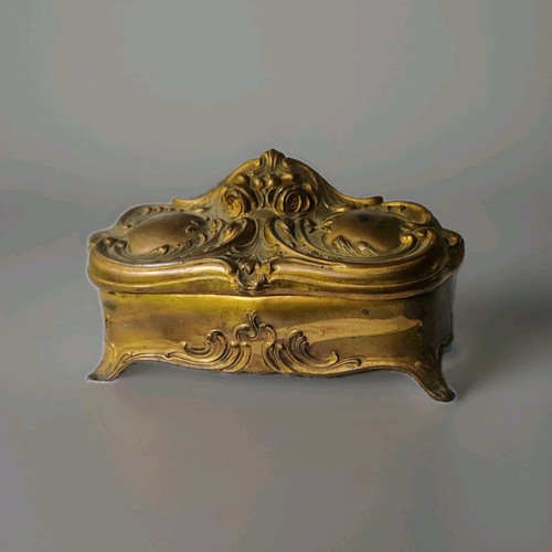 Vtg art noveau - art, metal