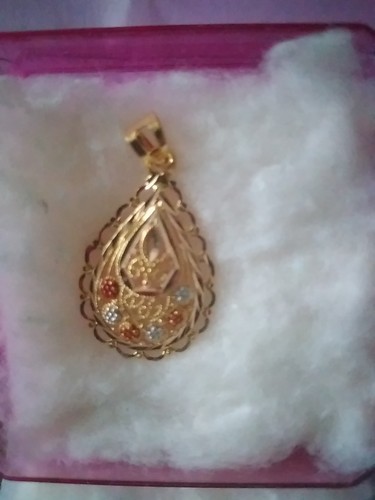 Solid saudi gold pendent - solid,