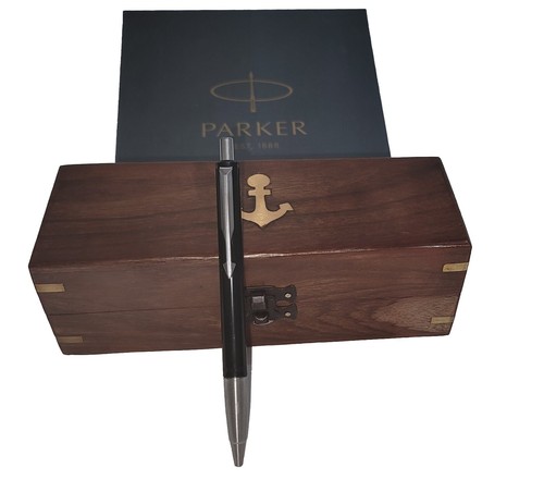 Wooden pen box with free - with,