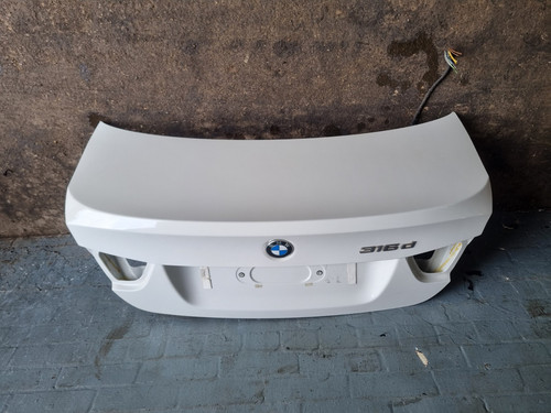 Bmw 316 e90 - boot, lid