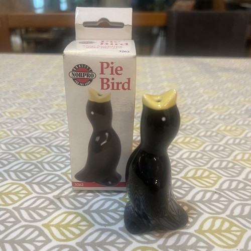 Vintage norpro the pie bird - bird, w/