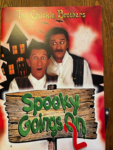 Chuckle brothers 2007 spooky - brothers,