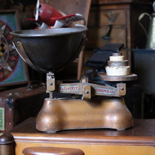 Antique t avery grocers - antique, w
