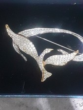 Beautiful Swaroski Crystal Feedom Brooch