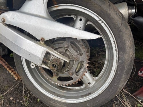 Suzuki gsxr 600 srad - suzuki,