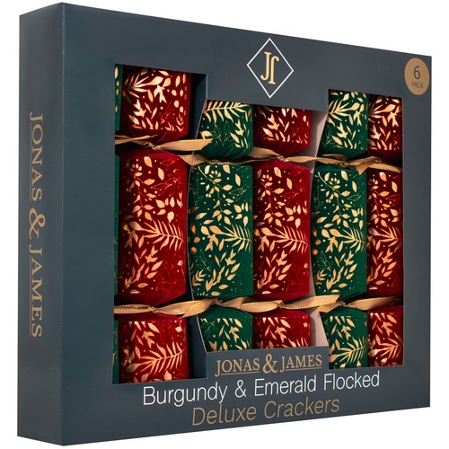 Pack christmas crackers - pack,