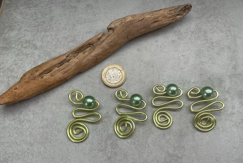 Green coloured spiral wire - coloured,