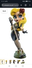 DC Comics Bombshells Black Canary Vinyl Figure Cryptozoic New & Boxed rip on box