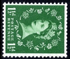 QEII 1955-58 1½d Green SG542a