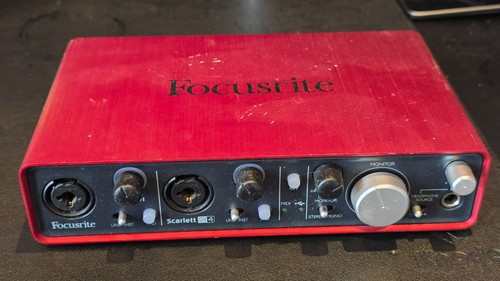 Focusrite scarlett 2i4 usb - focusrite,