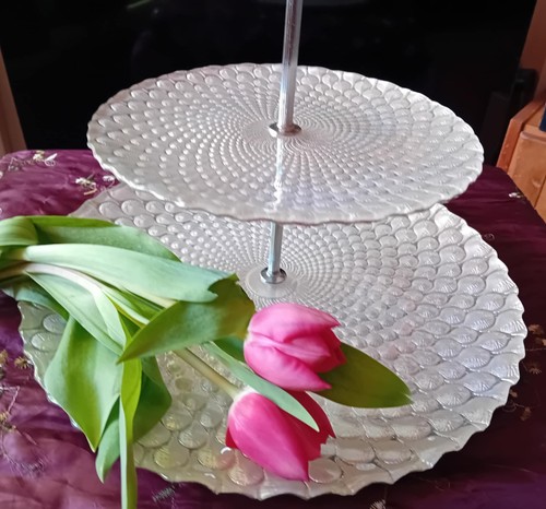 Westmoreland cake stand - cake,