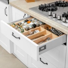 Expandable wooden cutlery tray - wooden,