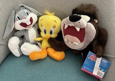 Warner Brothers Looney Tunes Bugs Bunny, Tweety Pie and Tasmanian Devil Bundle 