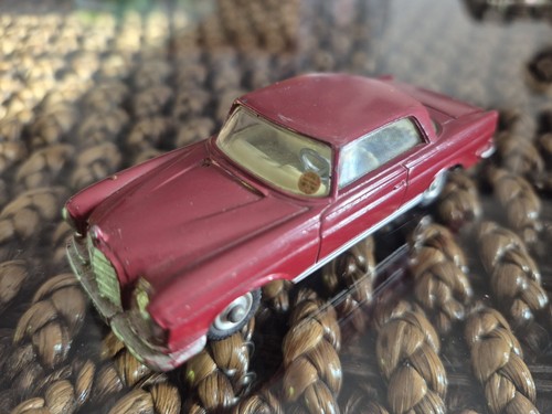 Corgi toys mercedes benz 220 - corgi,