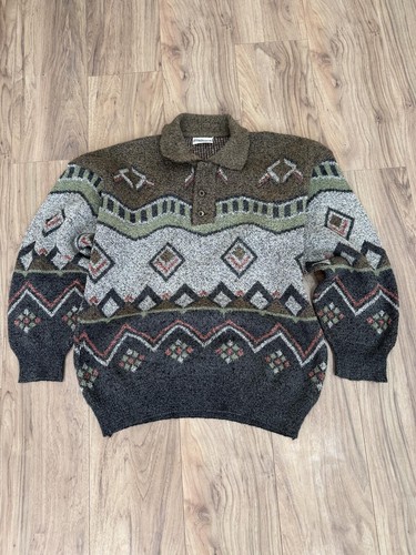 80s funky pattern fleeced