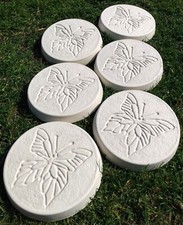 White round concrete - white, butterfly