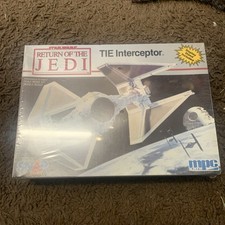 1990 Star Wars : TIE Interceptor 1/51 Scale Model Kit by MPC