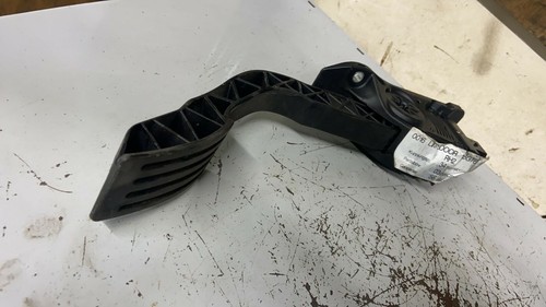 Ford focus mk3 accelerator - ford,