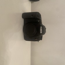 Canon EOS 7D 18.0 MP Digital