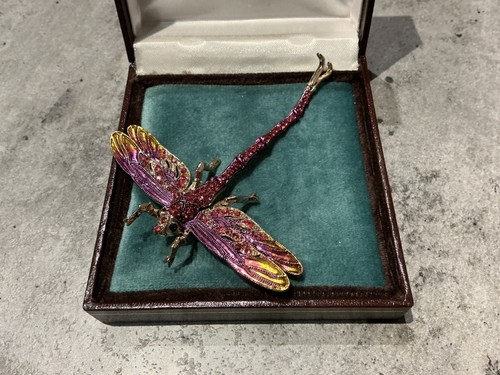 Articulated dragonfly brooch - articulated,