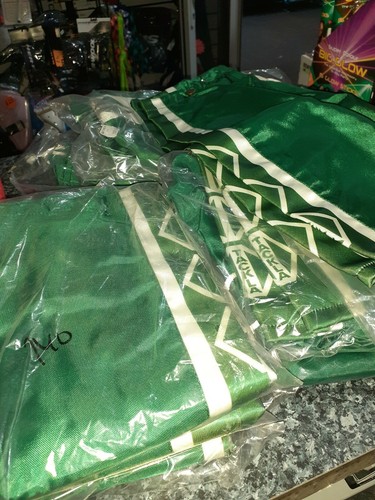 Job lot pairs green ice - green,