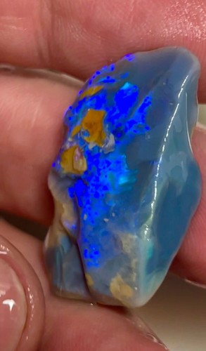 Lightning ridge black opal - lightning,