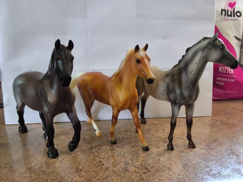Breyer classics lot - 3:, blue