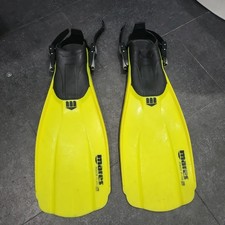 Mares Power Plana Scuba Diving Divers Small Fins With Adjustable Straps 