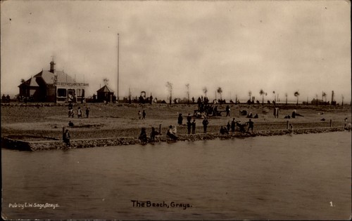 Beach grays essex england - grays,