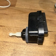 1003886 Ford Fiesta Mk4 And