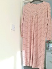 Womens DAMART Nightdress Size