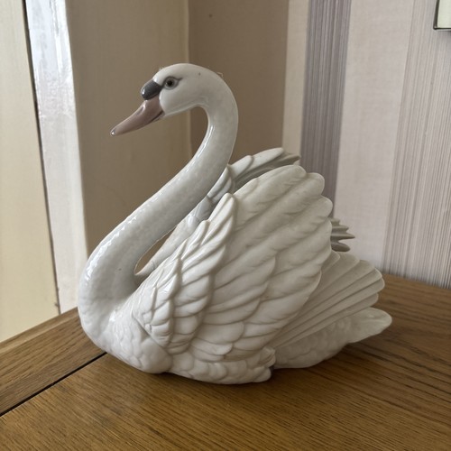 Vintage lladro porcelain - lladro,