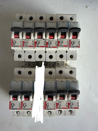 Legrand circuit breakers - legrand, x