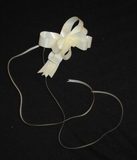 20x 20mm CREAM PULL BOWS : WEDDINGS FLORISTRY GIFTING PARTIES BN!!