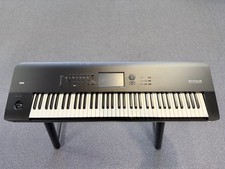 Korg NAUTILUS 73 Workstation